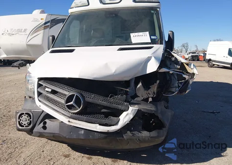 2017 Mercedes-Benz Sprinter 2500 Standard Roof V6 z USA, uszkodzony, nr VIN WDAPE7CD5HP525746